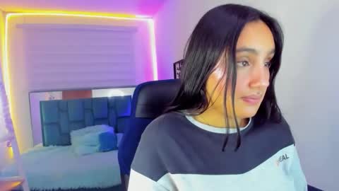 Snapshot of morena_rodriguez_9 chatting on 09/10/25, 03:17 morena_rodriguez_9 online show from 09/10/25, 03:17