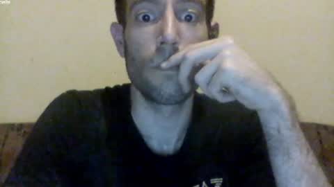 Snapshot of morenikoo26 chatting on 06/15/26, 10:56 morenikoo26 online show from 06/15/26, 10:56