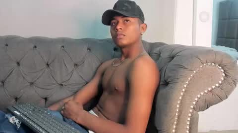 Mmorenito online show from 10/11/25, 06:06