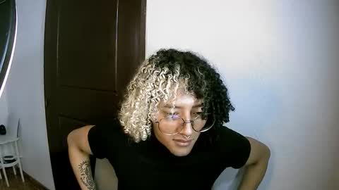 Danny  online show from 12/19/25, 03:08