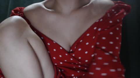 monika online show from 03/09/25, 10:08