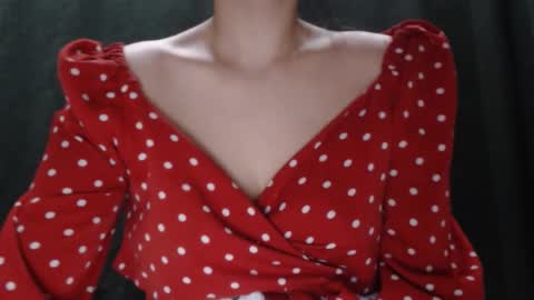 monika online show from 09/08/25, 10:20