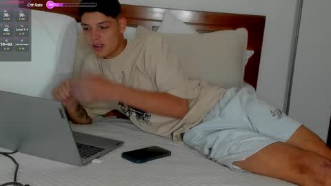 Snapshot of morgan_hiller chatting on 12/14/24, 09:35   online show from 12/14/24, 09:35