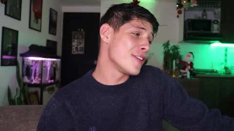 Snapshot of morgan_hiller chatting on 01/08/25, 02:46   online show from 01/08/25, 02:46