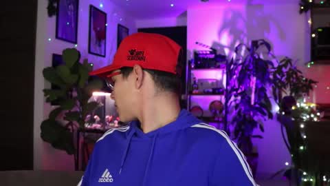 Snapshot of morgan_hiller chatting on 03/04/25, 01:55   online show from 03/04/25, 01:55