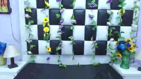 morganasmit_ online show from 02/06/25, 07:29