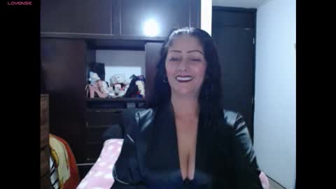 Snapshot of morganfacinating_7777 chatting on 12/15/25, 11:53 MORGAN online show from 12/15/25, 11:53