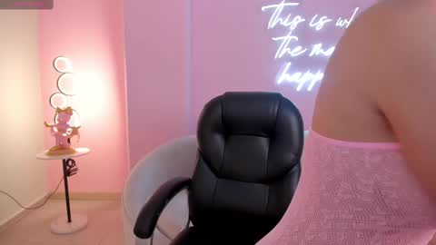 Morgan Hicks online show from 02/19/25, 05:49