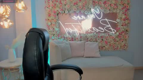 Snapshot of morganhicks chatting on 02/11/26, 07:19 Morgan Hicks online show from 02/11/26, 07:19