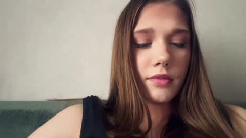 Snapshot of morganpadua chatting on 07/03/26, 11:38 Nina online show from 07/03/26, 11:38