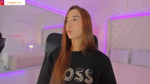 Morggan Castle online show from 09/26/25, 05:00