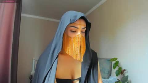 Medina online show from 10/12/25, 07:51