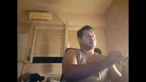 Snapshot of morocho777 chatting on 12/13/24, 05:16 Bruno online show from 12/13/24, 05:16