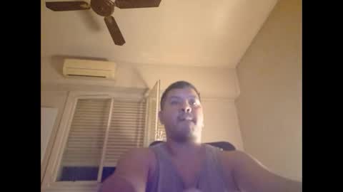 Snapshot of morocho777 chatting on 12/19/24, 05:07 Bruno online show from 12/19/24, 05:07