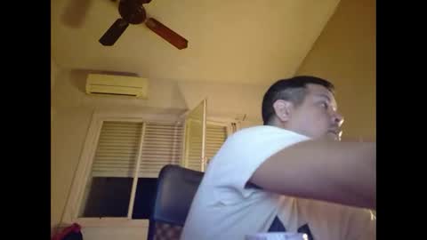 Snapshot of morocho777 chatting on 12/30/24, 05:04 Bruno online show from 12/30/24, 05:04