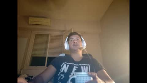 Snapshot of morocho777 chatting on 02/10/25, 04:08 Bruno online show from 02/10/25, 04:08