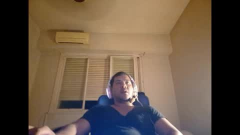 Snapshot of morocho777 chatting on 03/07/25, 05:40 Bruno online show from 03/07/25, 05:40