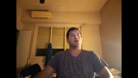 Snapshot of morocho777 chatting on 09/19/25, 04:58 Bruno online show from 09/19/25, 04:58