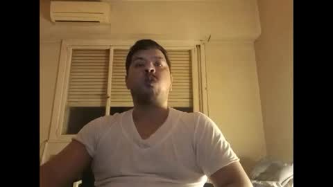 Snapshot of morocho777 chatting on 05/20/26, 05:13 Bruno online show from 05/20/26, 05:13