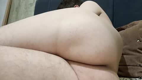 Snapshot of morozoffas20sm chatting on 10/30/25, 06:41 Krasavchik online show from 10/30/25, 06:41