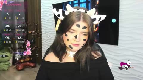 mori online show from 10/31/25, 03:02