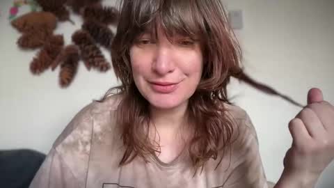 Snapshot of mossy_mommy chatting on 05/05/26, 12:24 Mossy Mommy online show from 05/05/26, 12:24
