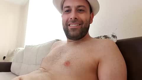 Snapshot of mostwanted7 chatting on 09/17/25, 03:46 mostwanted7 online show from 09/17/25, 03:46