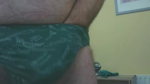 moth12 online show from 12/23/24, 03:33