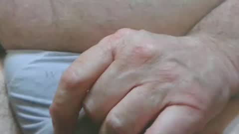 moth12 online show from 03/04/25, 04:52