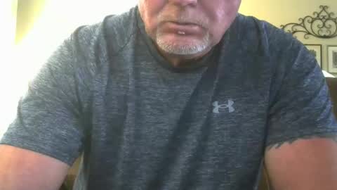 motorguy08 online show from 10/23/25, 09:13