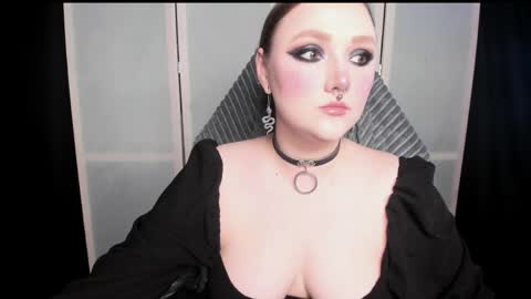 Snapshot of motorkate chatting on 05/15/26, 01:01 motorkate online show from 05/15/26, 01:01