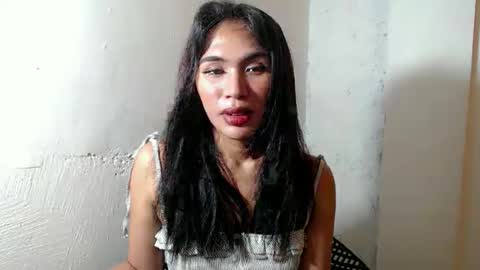 mouiline_rouge69 online show from 03/24/26, 05:23