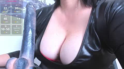 QUEEN CLARA online show from 09/09/25, 07:35