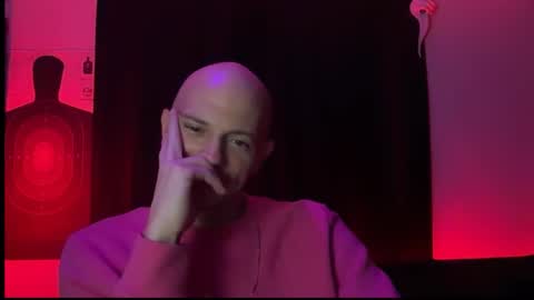 mount_vesuvius online show from 10/17/25, 04:04