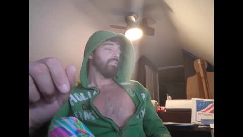 Snapshot of mowgly87 chatting on 01/31/25, 12:06 TheGuyNextDoor online show from 01/31/25, 12:06