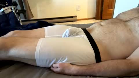 Snapshot of mps908 chatting on 10/21/25, 07:25 Sequoia-Cocked Hombre de Sur online show from 10/21/25, 07:25