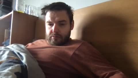 Snapshot of mr834565 chatting on 01/12/25, 01:27 mr834565 online show from 01/12/25, 01:27