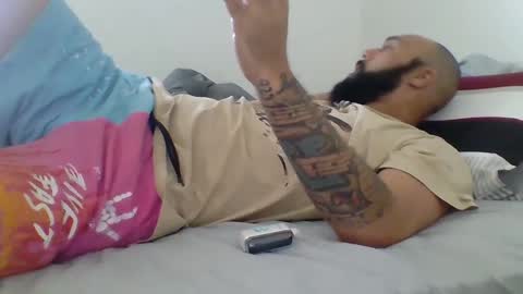 Mr8 online show from 01/06/25, 04:55