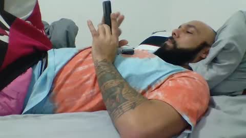 Mr8 online show from 01/07/25, 04:50