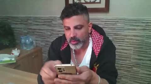 JUST FOR GIRLS     online show from 02/02/25, 08:08