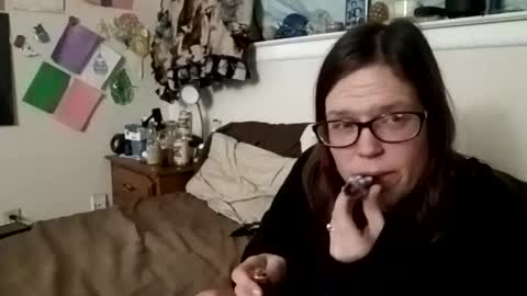 Mr and Mrs Dragon online show from 01/19/25, 05:37