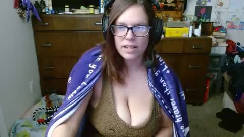 Mr and Mrs Dragon online show from 01/23/25, 05:42