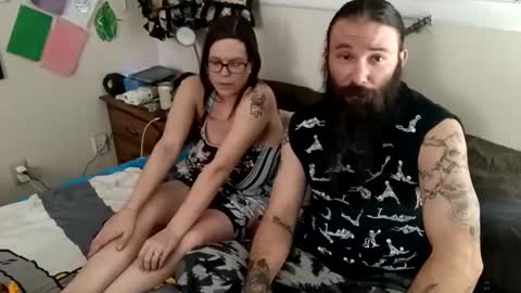 Mr and Mrs Dragon online show from 01/25/25, 05:29