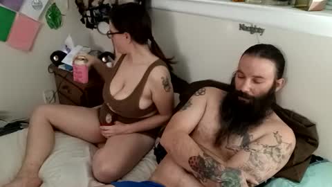 Mr and Mrs Dragon online show from 02/08/25, 05:18