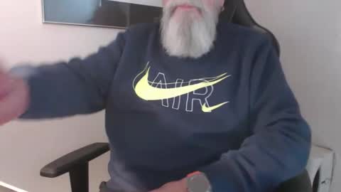 Snapshot of mr_boombastic2021 chatting on 02/14/26, 11:40 mr_boombastic2021 online show from 02/14/26, 11:40