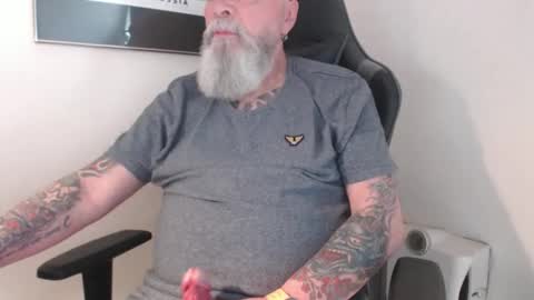 mr_boombastic2021 online show from 05/22/26, 08:32