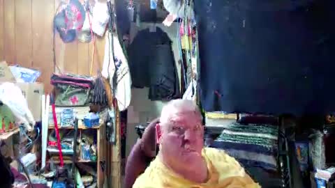 mr_canoe_licker_69 online show from 01/06/25, 08:28