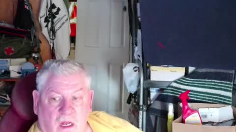 mr_canoe_licker_69 online show from 01/28/25, 07:00
