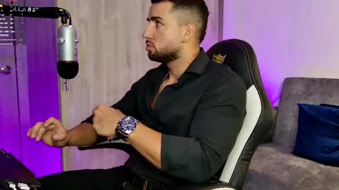 Snapshot of mr_david_cox chatting on 02/16/25, 01:05 David online show from 02/16/25, 01:05