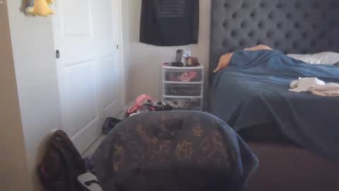 Snapshot of mr_diego69 chatting on 09/17/25, 07:59 Diego69 online show from 09/17/25, 07:59